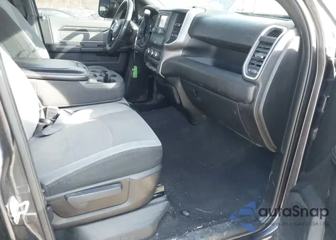 2021 Ram 2500 Big Horn 4X4 6'4 Box from USA, damaged, VIN 3C6UR5DL8MG653404